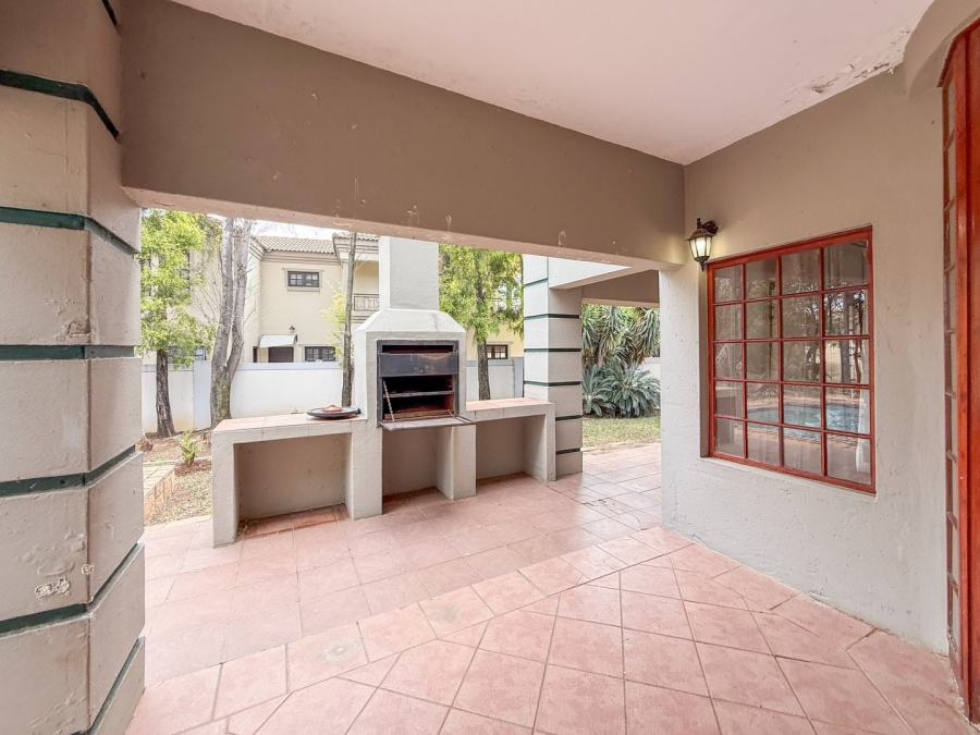 3 Bedroom Property for Sale in WestLake Country Safari Estate North West